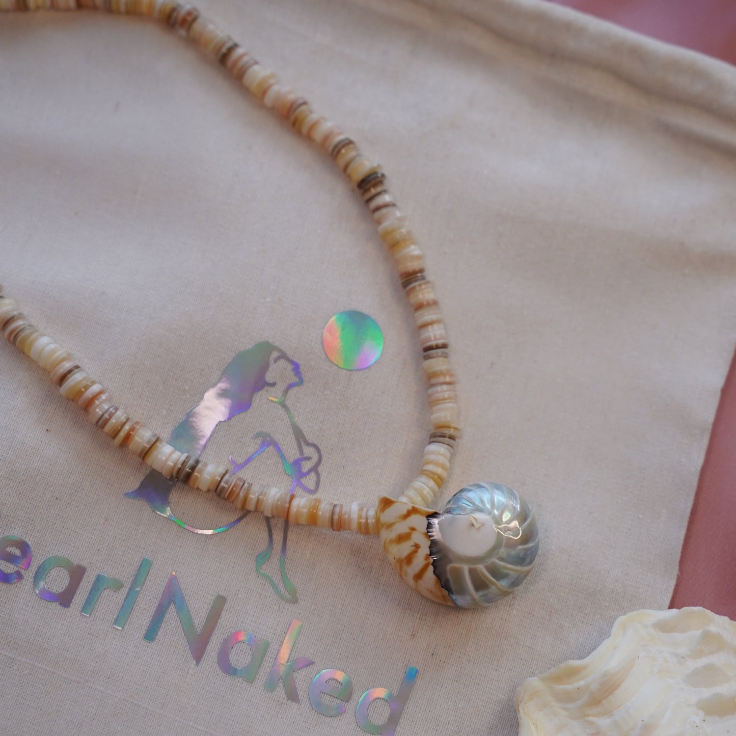 Sirena choker