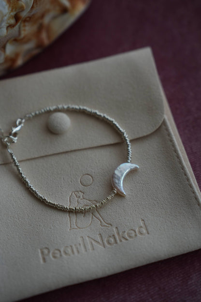 Link luna bracelet