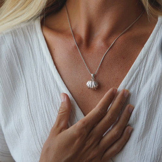 Secret necklace