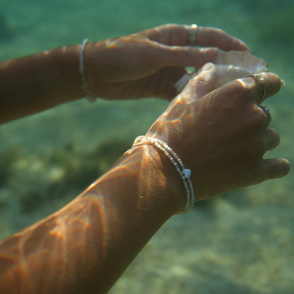 Twisted heart bracelet